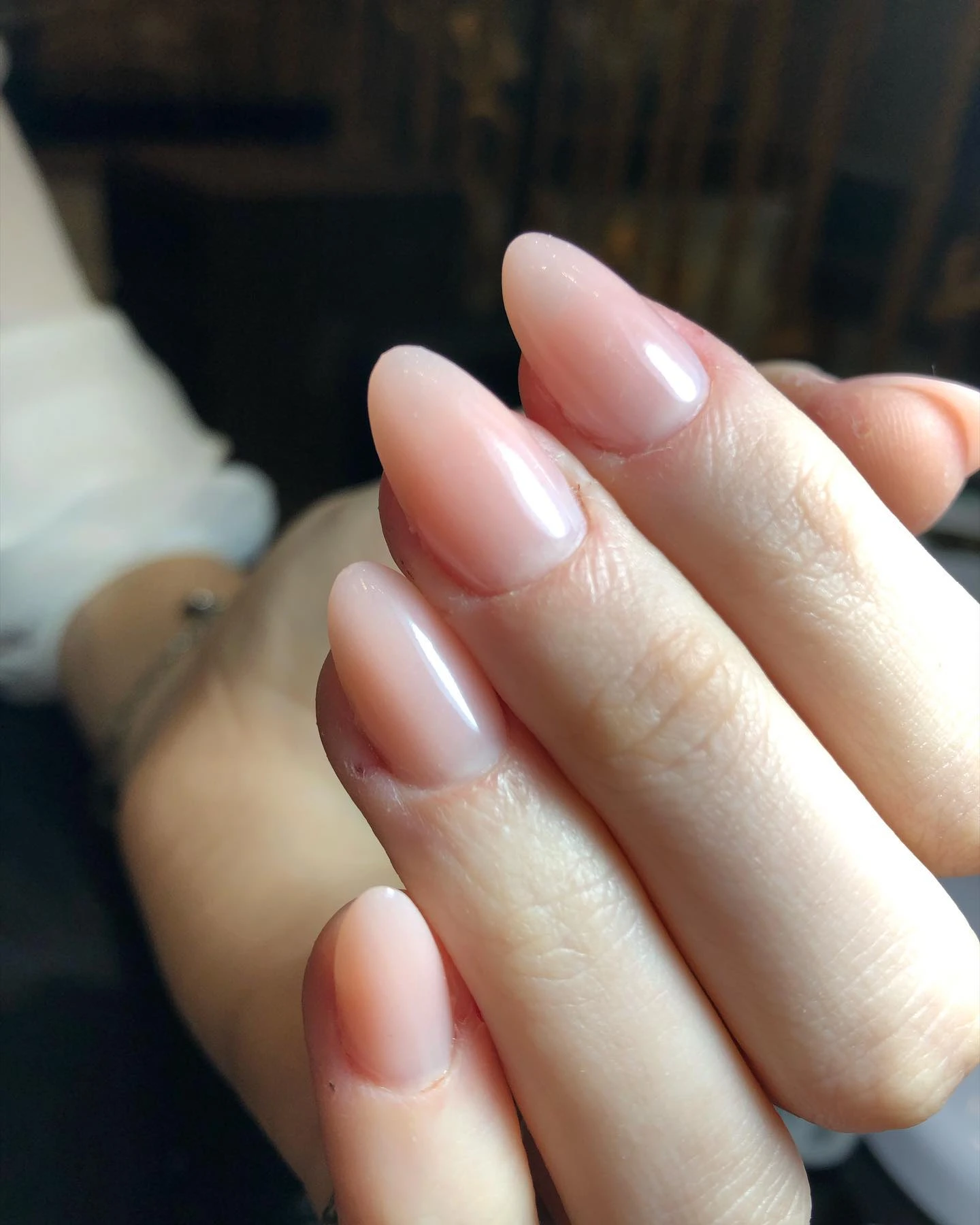Acabamento impecável em unhas de gel